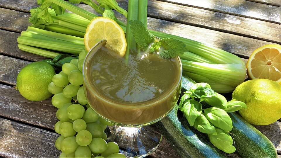 How to make celery juice - recipes and benefits